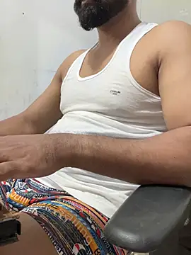 Vineeth3906 online show from March 25, 2026, 2:49 pm