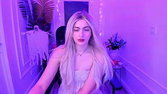 LeslieMineg online show from October 16, 2025, 11:29 am