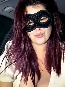 Snapshot of Saphyra_Secret chatting on September 11, 2025, 12:21 am Saphyra Secret online show from September 11, 2025, 12:21 am