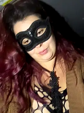 Snapshot of Saphyra_Secret chatting on October 19, 2025, 10:12 pm Saphyra Secret online show from October 19, 2025, 10:12 pm