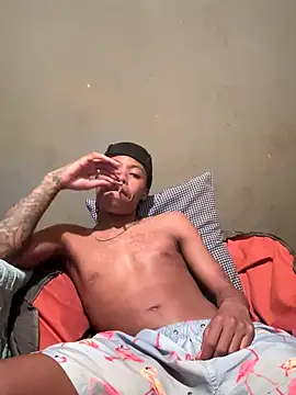 Snapshot of Tookey012 chatting on September 18, 2025, 5:49 pm Tookey012 online show from September 18, 2025, 5:49 pm