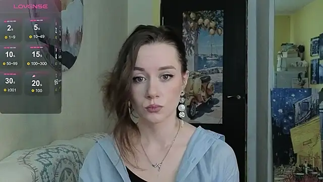 SkyHelen online show from April 17, 2026, 7:22 am