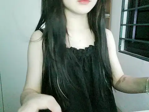 Annabelle-e online show from October 18, 2025, 6:32 pm