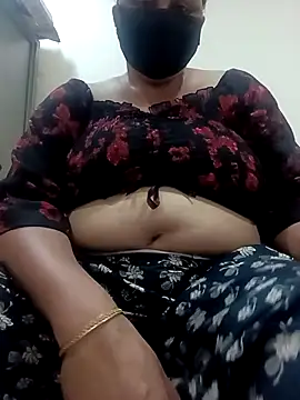 Rakhi sawant143 online show from April 5, 2026, 3:02 am