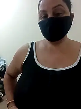 Rakhi sawant143 online show from April 22, 2026, 1:23 am