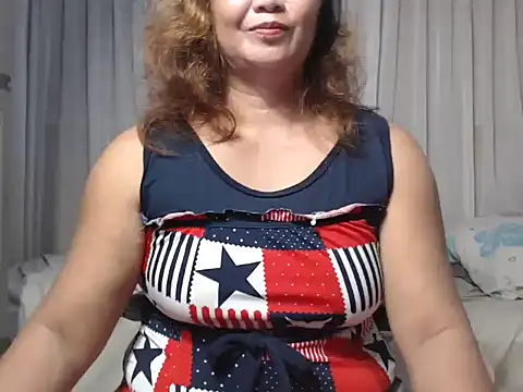 FelisitaG online show from October 26, 2025, 10:26 am