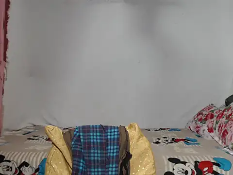 FelisitaG online show from October 8, 2025, 8:38 am