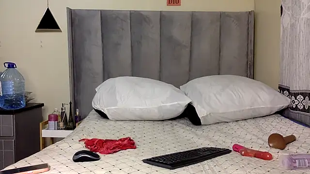 Judylicius online show from October 10, 2025, 3:07 am