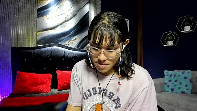 Snapshot of christina_vamp1 chatting on November 10, 2025, 1:27 pm christina vamp1 online show from November 10, 2025, 1:27 pm