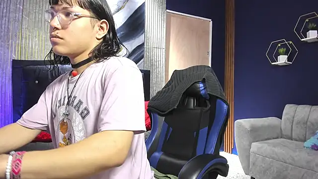 Snapshot of christina_vamp1 chatting on October 14, 2025, 8:09 pm christina vamp1 online show from October 14, 2025, 8:09 pm