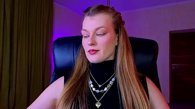 Snapshot of MysticVenus_ chatting on February 6, 2026, 3:52 pm MysticVenus online show from February 6, 2026, 3:52 pm