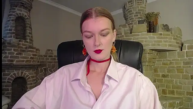 MysticVenus  online show from September 19, 2025, 6:17 am