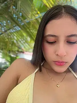 Snapshot of Juanita-Diaz chatting on July 10, 2026, 8:42 pm Juanita-Diaz online show from July 10, 2026, 8:42 pm