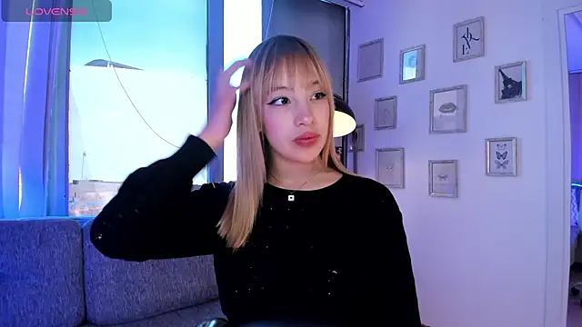 Mayajhons online show from September 16, 2025, 12:28 pm