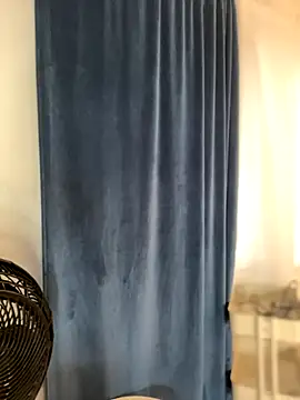 SweetieSinXXX online show from October 1, 2025, 10:13 pm