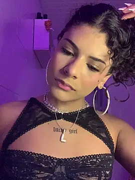 luluzinhax online show from January 11, 2026, 1:56 am