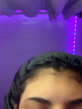 luluzinhax online show from September 27, 2025, 2:12 pm