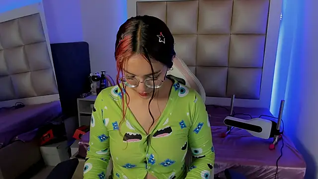 Valkiria js online show from November 19, 2025, 12:16 pm