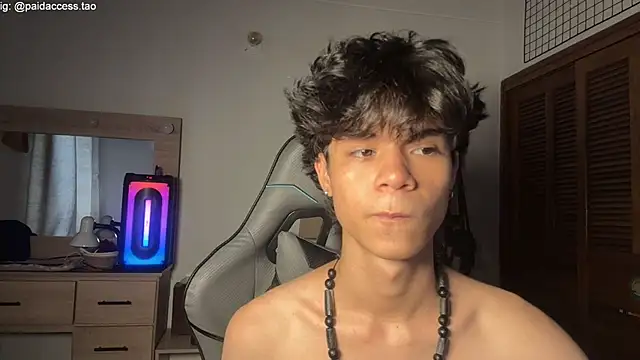 OopsAgain  online show from July 15, 2026, 7:43 pm