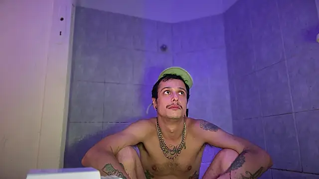 chrisalmeid  online show from February 2, 2026, 6:29 pm