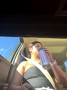 Snapshot of pocahonta69mermaid chatting on September 28, 2025, 1:40 pm pocahonta69mermaid online show from September 28, 2025, 1:40 pm