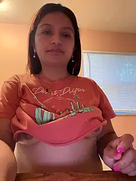 Snapshot of pocahonta69mermaid chatting on September 29, 2025, 11:38 am pocahonta69mermaid online show from September 29, 2025, 11:38 am