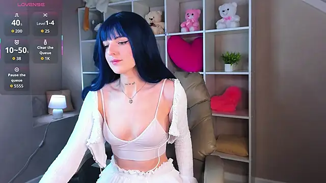 Snapshot of Lynn_Martin chatting on November 14, 2025, 12:47 am Lynn Martin online show from November 14, 2025, 12:47 am