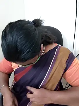 Tamil Kavitha10 online show from September 10, 2025, 1:21 pm