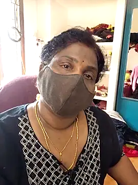 Snapshot of Tamil_Kavitha10 chatting on April 21, 2026, 9:49 am Tamil Kavitha10 online show from April 21, 2026, 9:49 am