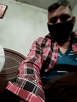 Snapshot of Manjit009 chatting on December 19, 2025, 5:48 pm Manjit009 online show from December 19, 2025, 5:48 pm