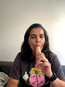 bruninhapt online show from September 10, 2025, 3:33 pm