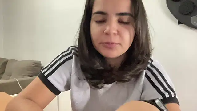 bruninhapt online show from September 14, 2025, 12:38 pm