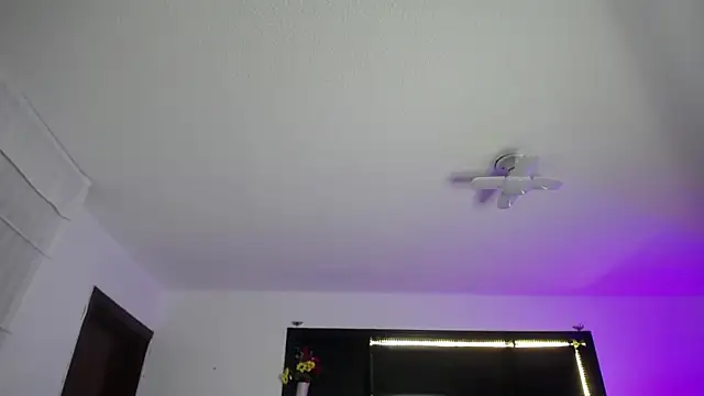  Charlotte Collins  online show from April 18, 2026, 3:14 pm