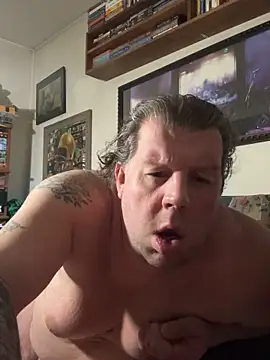 Snapshot of Stephanie1984 chatting on December 15, 2025, 3:34 am Stephanie1984 online show from December 15, 2025, 3:34 am