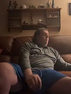 Stephanie1984 online show from April 8, 2026, 1:07 am