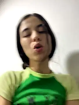 sashaxxx1630 online show from November 9, 2025, 2:48 am