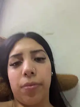 Snapshot of lulizoee chatting on October 3, 2025, 6:20 pm lulizoee online show from October 3, 2025, 6:20 pm