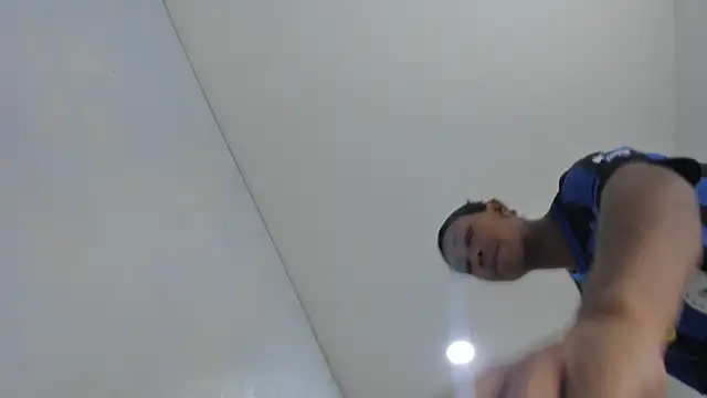 Jax Maliq online show from October 12, 2025, 2:02 am