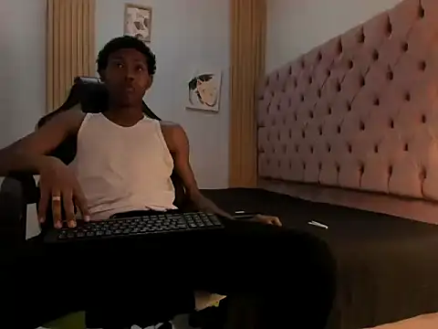 Jax Maliq online show from October 4, 2025, 1:29 am