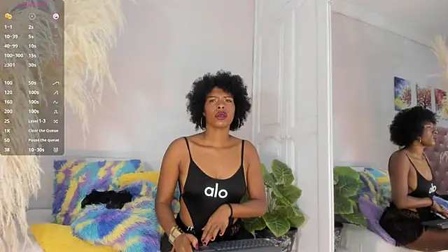 CardyKambell1 online show from September 12, 2025, 4:12 am