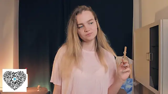 KerenFurguson online show from October 24, 2025, 7:13 pm