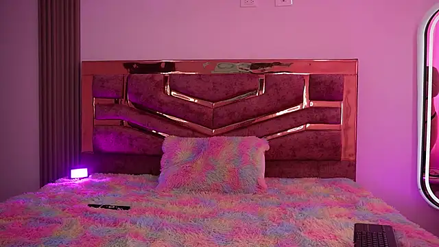 natasha vesper online show from January 12, 2026, 7:20 pm