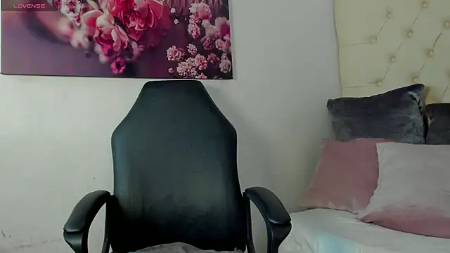 kate lua online show from September 23, 2025, 12:12 pm