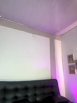 RedVelvet Dream online show from October 1, 2025, 12:06 am