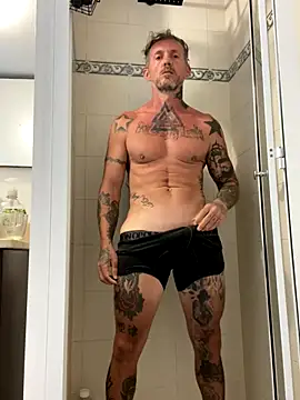 Snapshot of MagicLex1 chatting on October 26, 2025, 5:24 pm MagicLex1 online show from October 26, 2025, 5:24 pm