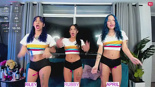 Evil Giirls online show from March 6, 2026, 2:17 am