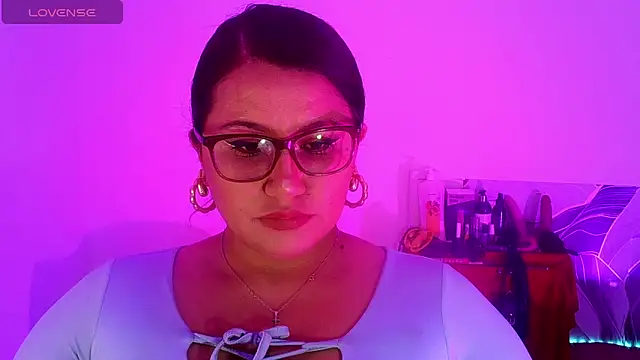 Vesper Vixen online show from January 13, 2026, 3:49 pm