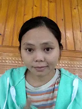 Snapshot of omiu-baby chatting on November 1, 2025, 12:50 am omiu-baby online show from November 1, 2025, 12:50 am