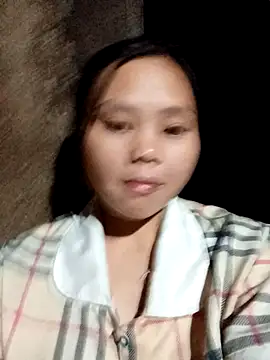 Snapshot of omiu-baby chatting on October 15, 2025, 11:51 am omiu-baby online show from October 15, 2025, 11:51 am