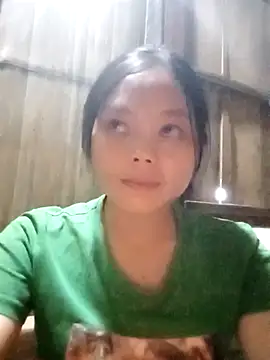 Snapshot of omiu-baby chatting on October 10, 2025, 1:34 pm omiu-baby online show from October 10, 2025, 1:34 pm